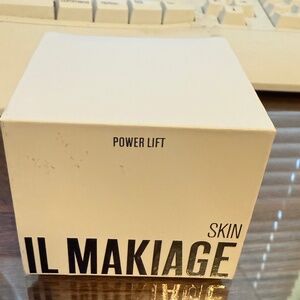 IL MAKIAGE  power lift - used once